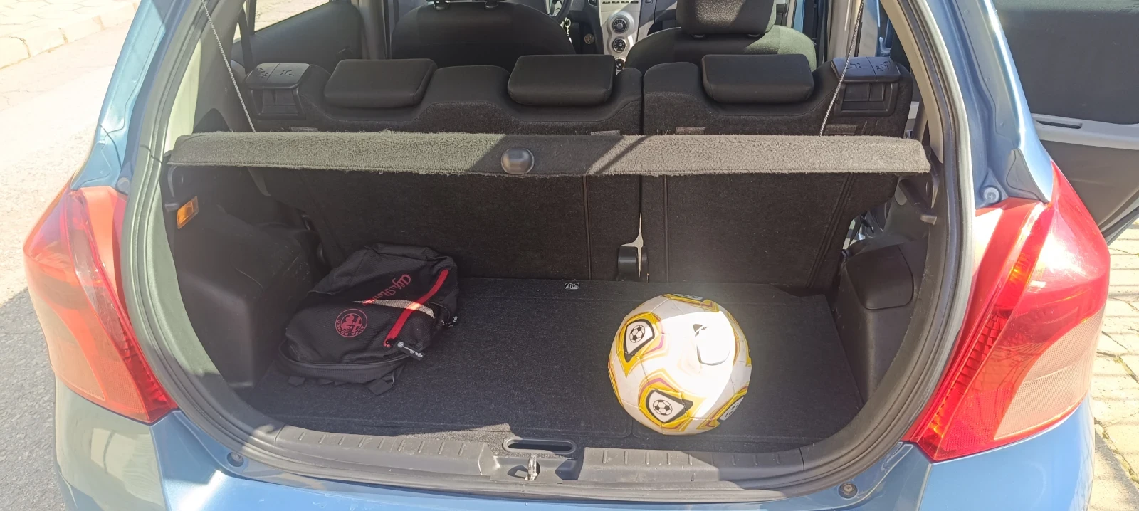 Toyota Yaris 1000 - изображение 5