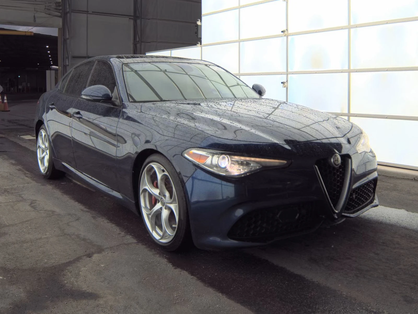 Alfa Romeo Giulia Ti Sport - изображение 3