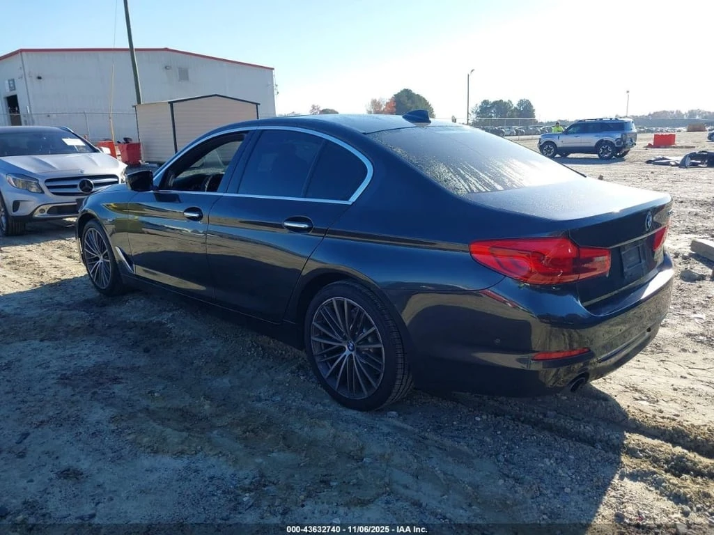 BMW 530 * CARFAX * БЕЗ ПЪРВОНАЧАЛНА ВНОСКА - изображение 3