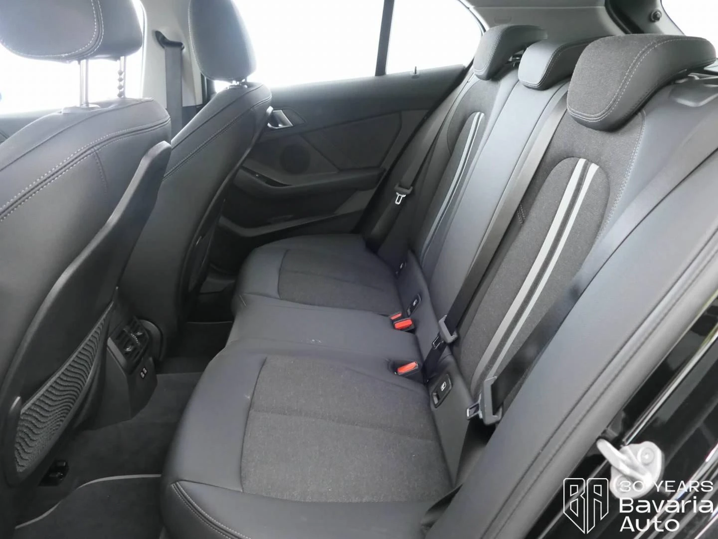 BMW 120 i Steptronic Sport Line - изображение 8