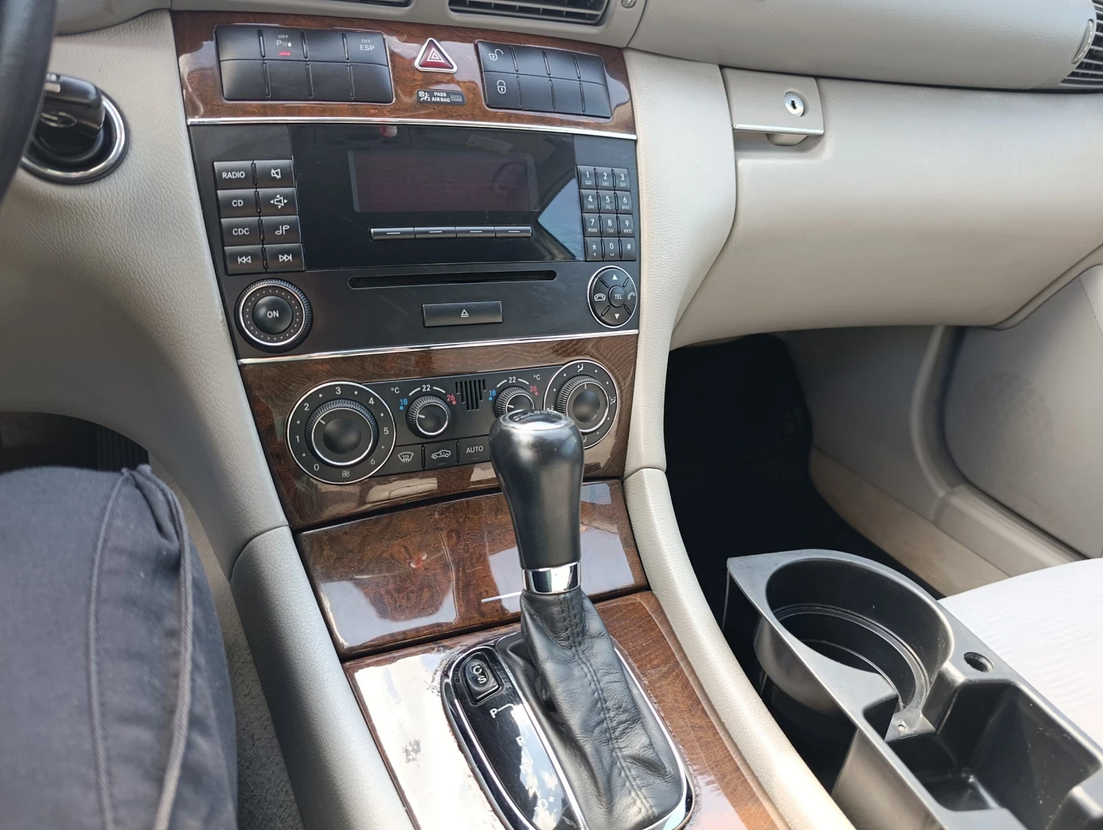 Mercedes-Benz C 280 C280 4matic бензин/газ, снимка 7 - Автомобили и джипове - 54378186
