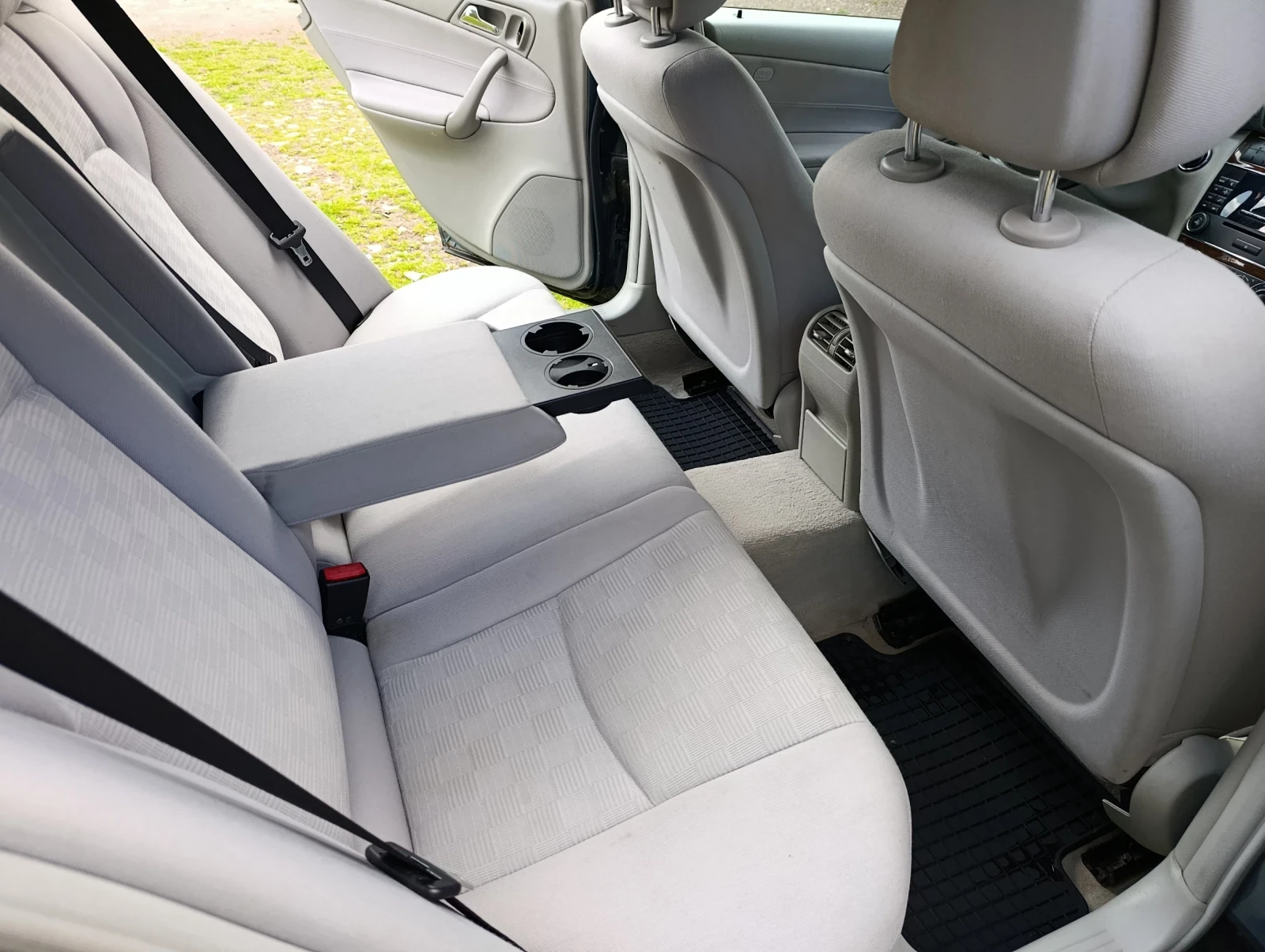 Mercedes-Benz C 280 C280 4matic бензин/газ, снимка 4 - Автомобили и джипове - 54378186