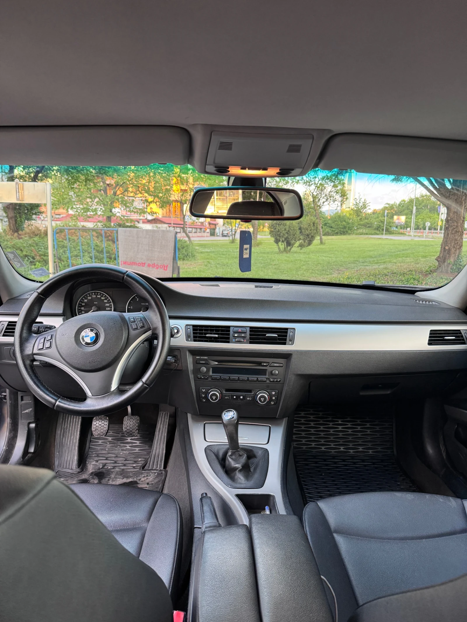 BMW 318 2.0D, снимка 7 - Автомобили и джипове - 54694817