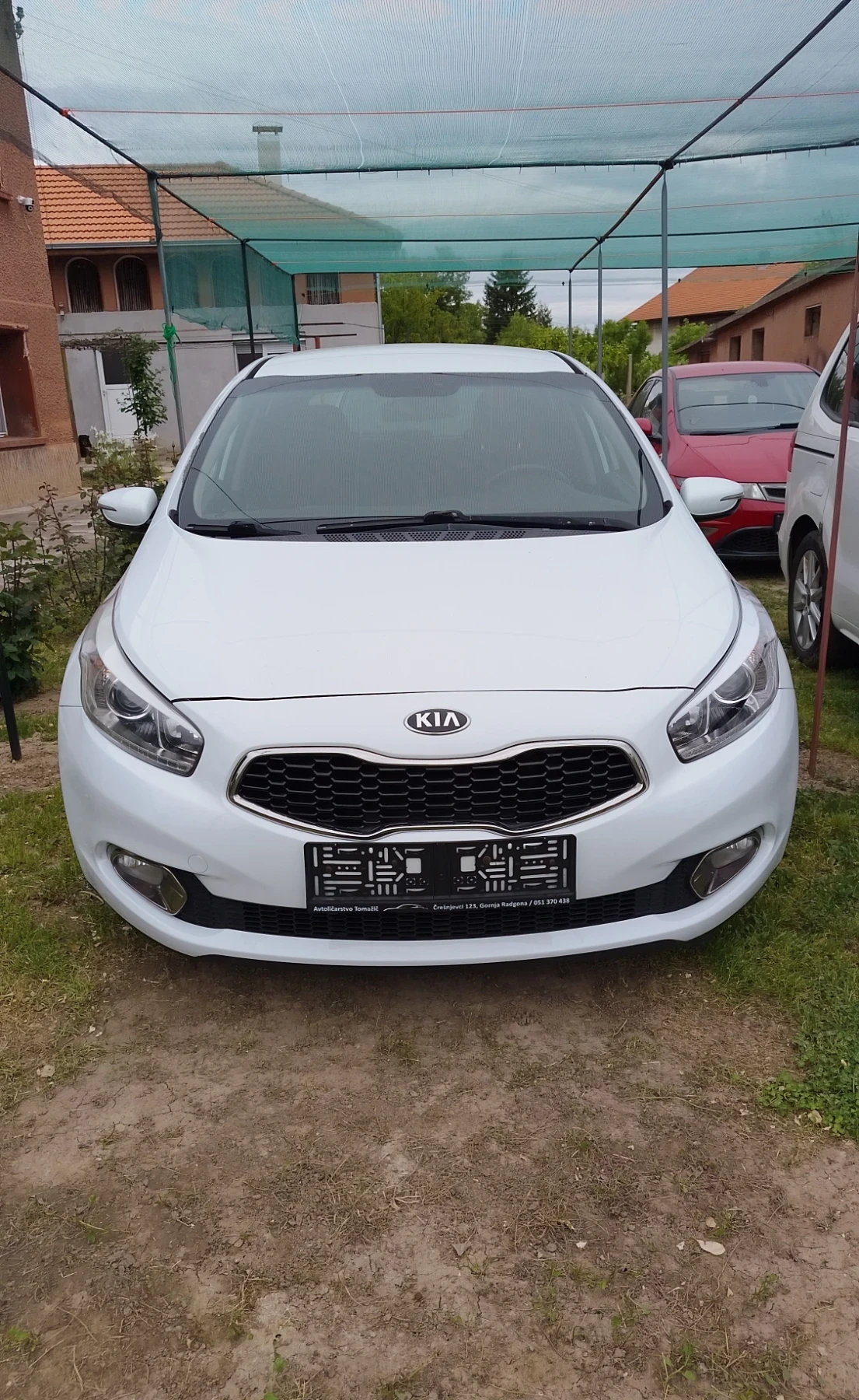 Kia Ceed 1.6crdi 128кс, снимка 4 - Автомобили и джипове - 54795225