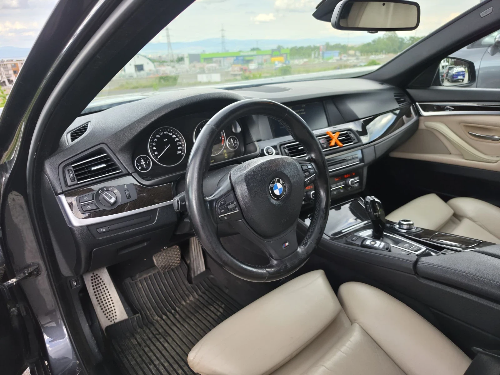 BMW 525 M PACK / HEAD UP / 8ZF, снимка 7 - Автомобили и джипове - 54838983