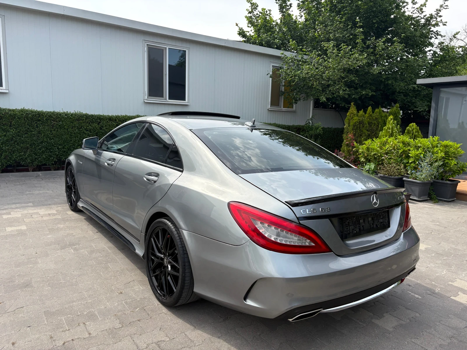 Mercedes-Benz CLS 350 За Връзка + 32495814446 Watsapp, снимка 6 - Автомобили и джипове - 54882069