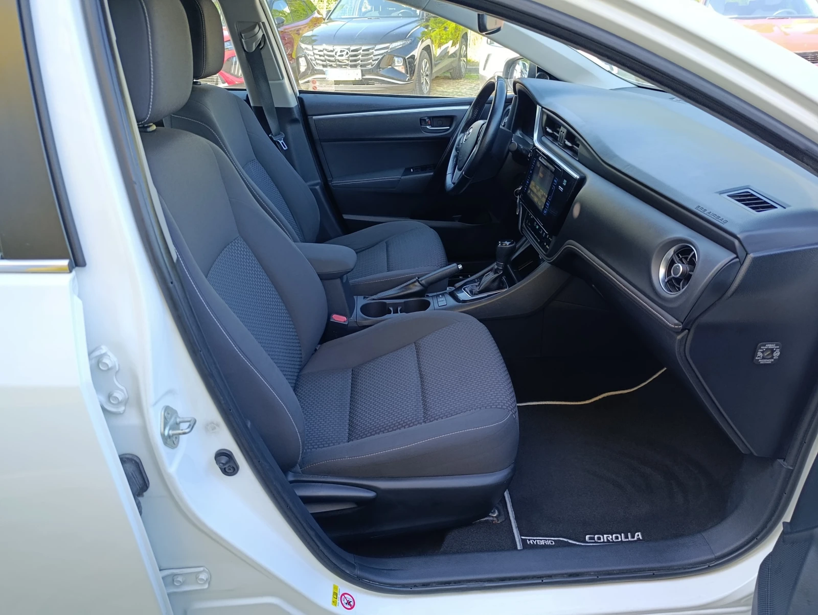 Toyota Corolla 1.6 132hp Закупен от БГ, снимка 13 - Автомобили и джипове - 54971556