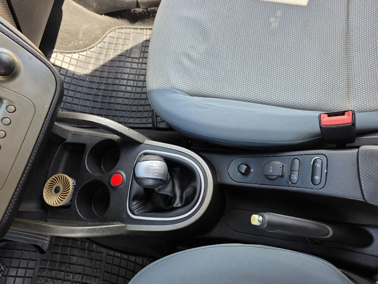 Seat Altea, снимка 17 - Автомобили и джипове - 55040268