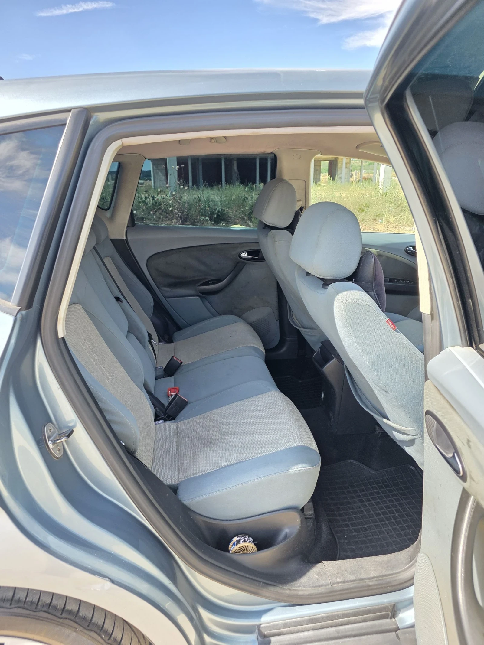 Seat Altea, снимка 10 - Автомобили и джипове - 55040268
