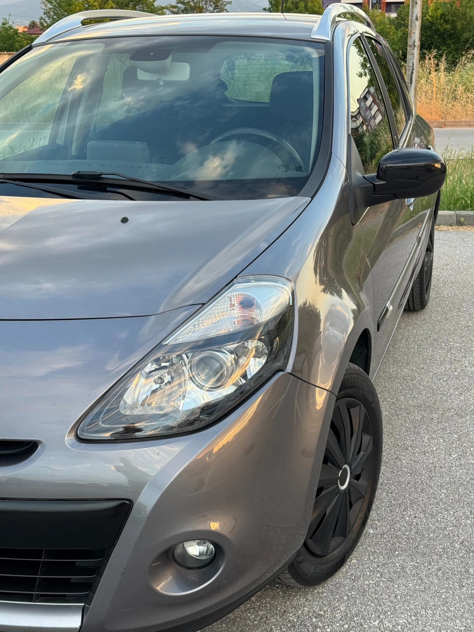 Renault Clio 20th Edition, снимка 7 - Автомобили и джипове - 55053526