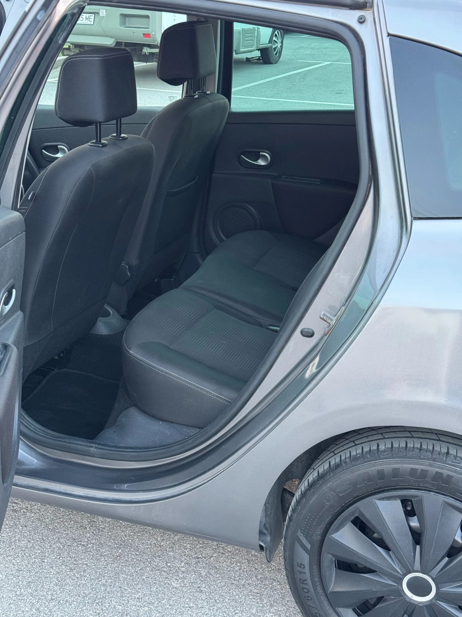 Renault Clio 20th Edition, снимка 10 - Автомобили и джипове - 55053526