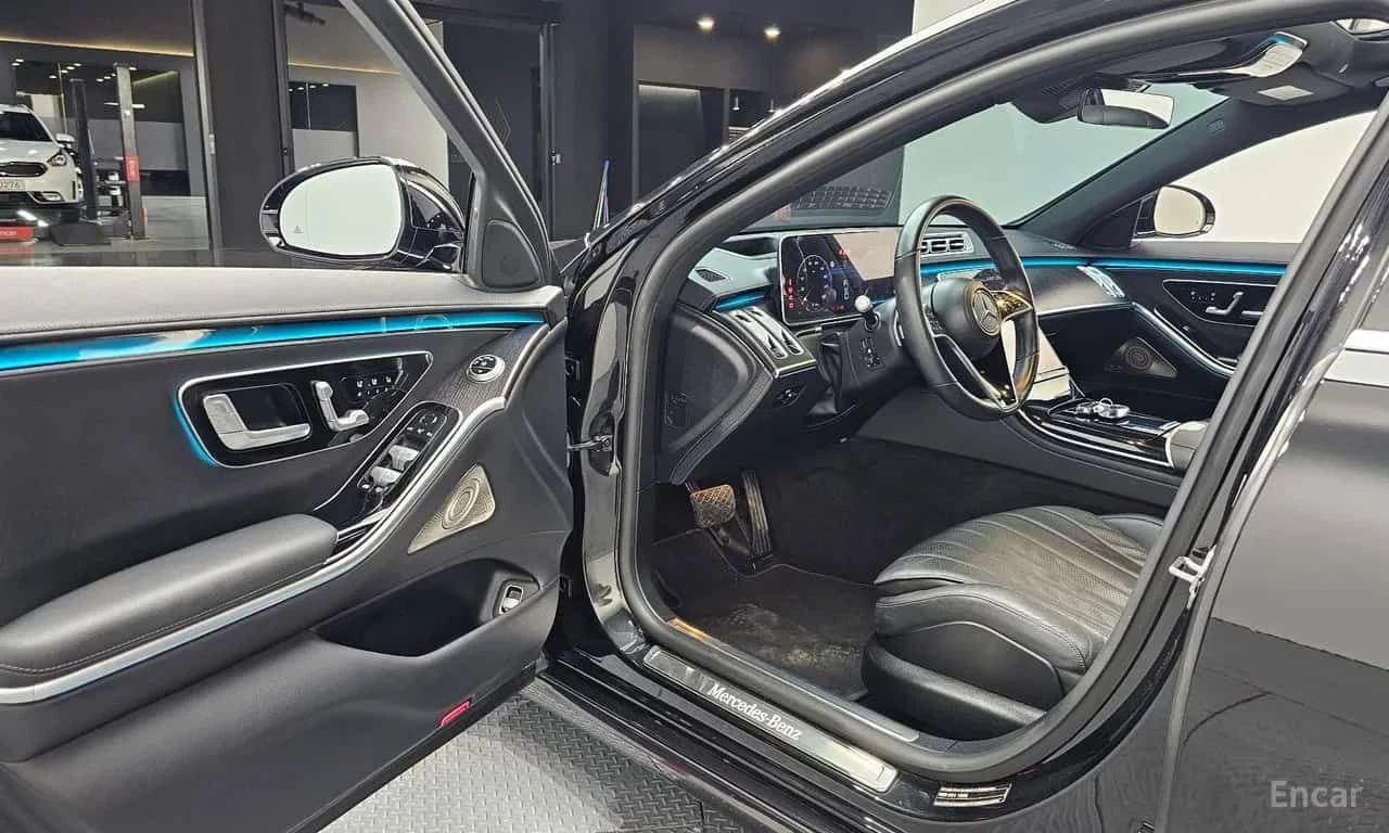Mercedes-Benz S 350 d * ОБДУХВАНЕ * BURMESTER * 2 КЛЮЧА * HEAD UP * , снимка 10 - Автомобили и джипове - 55571140