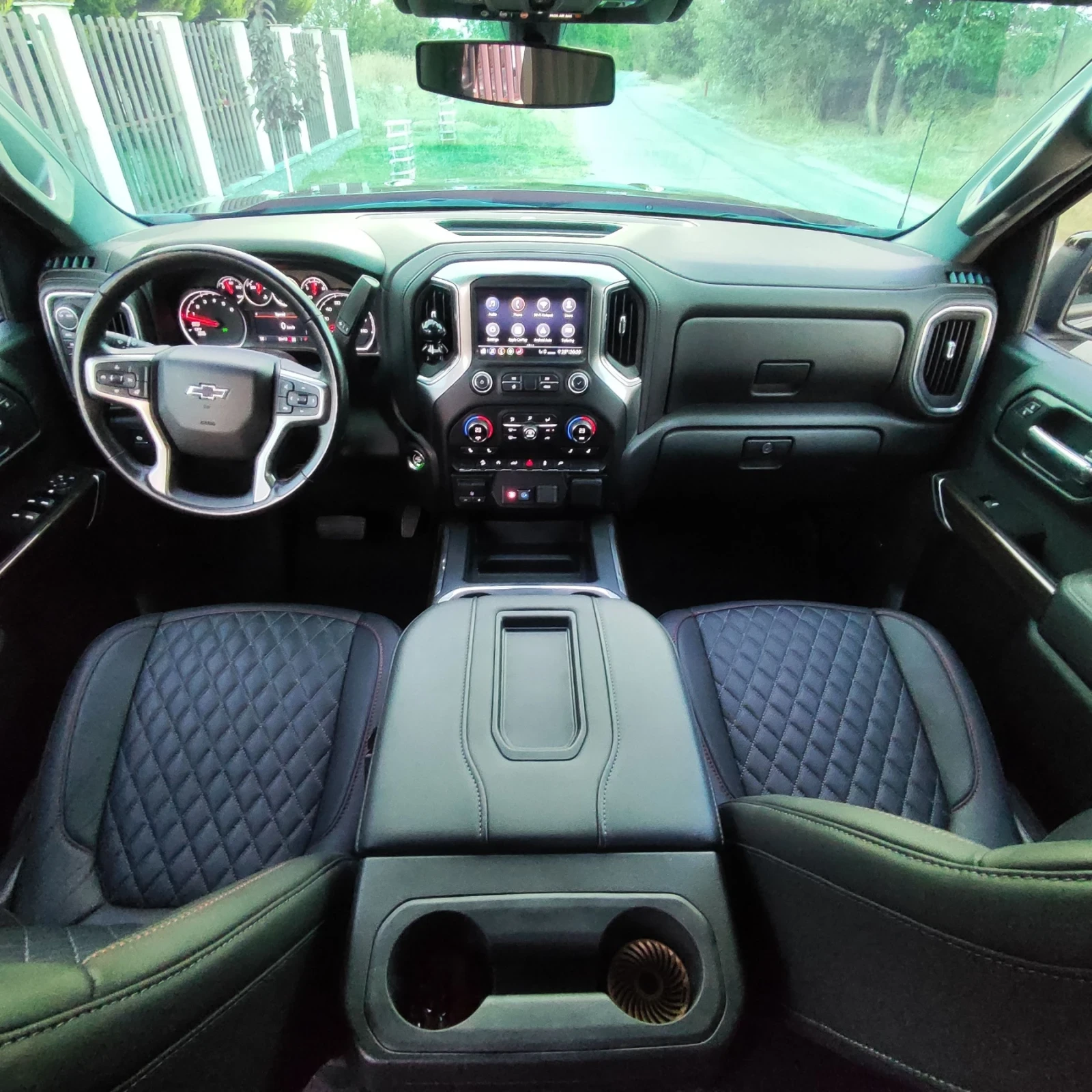 Chevrolet Silverado Z71 TRAIL Boss, снимка 8 - Автомобили и джипове - 55607342