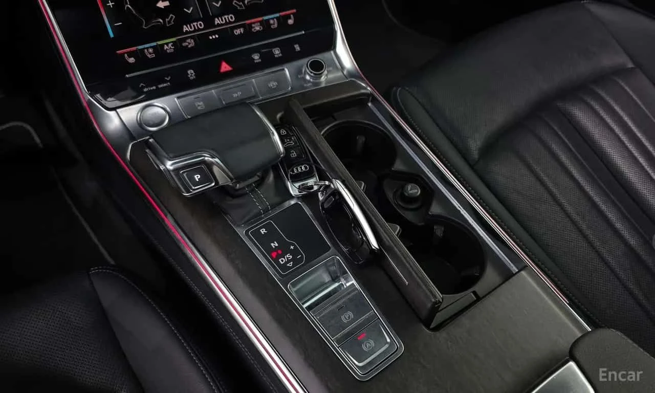Audi A7 045 TDI Quattro ОБДУХВАНЕ/ПАНОРАМА/ДИСТРОНИК/360 , снимка 9 - Автомобили и джипове - 55631595