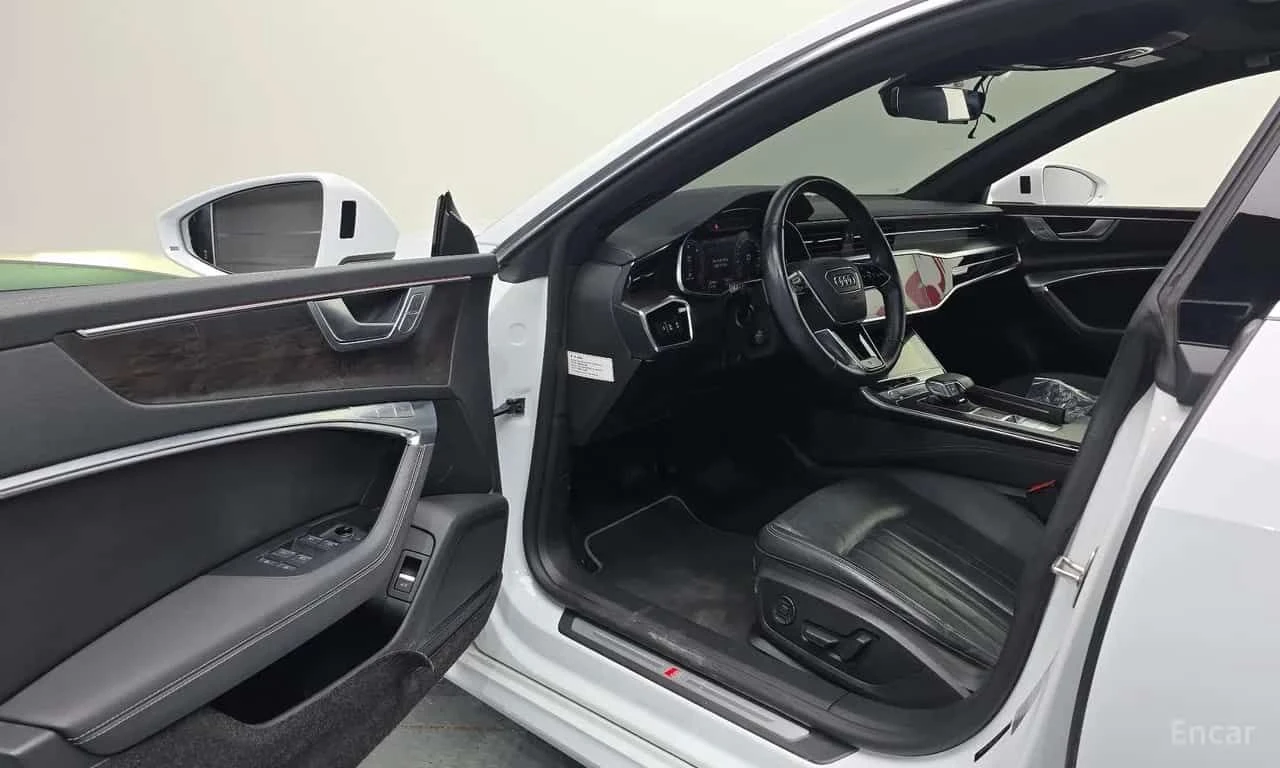 Audi A7 045 TDI Quattro ОБДУХВАНЕ/ПАНОРАМА/ДИСТРОНИК/360 , снимка 10 - Автомобили и джипове - 55631595