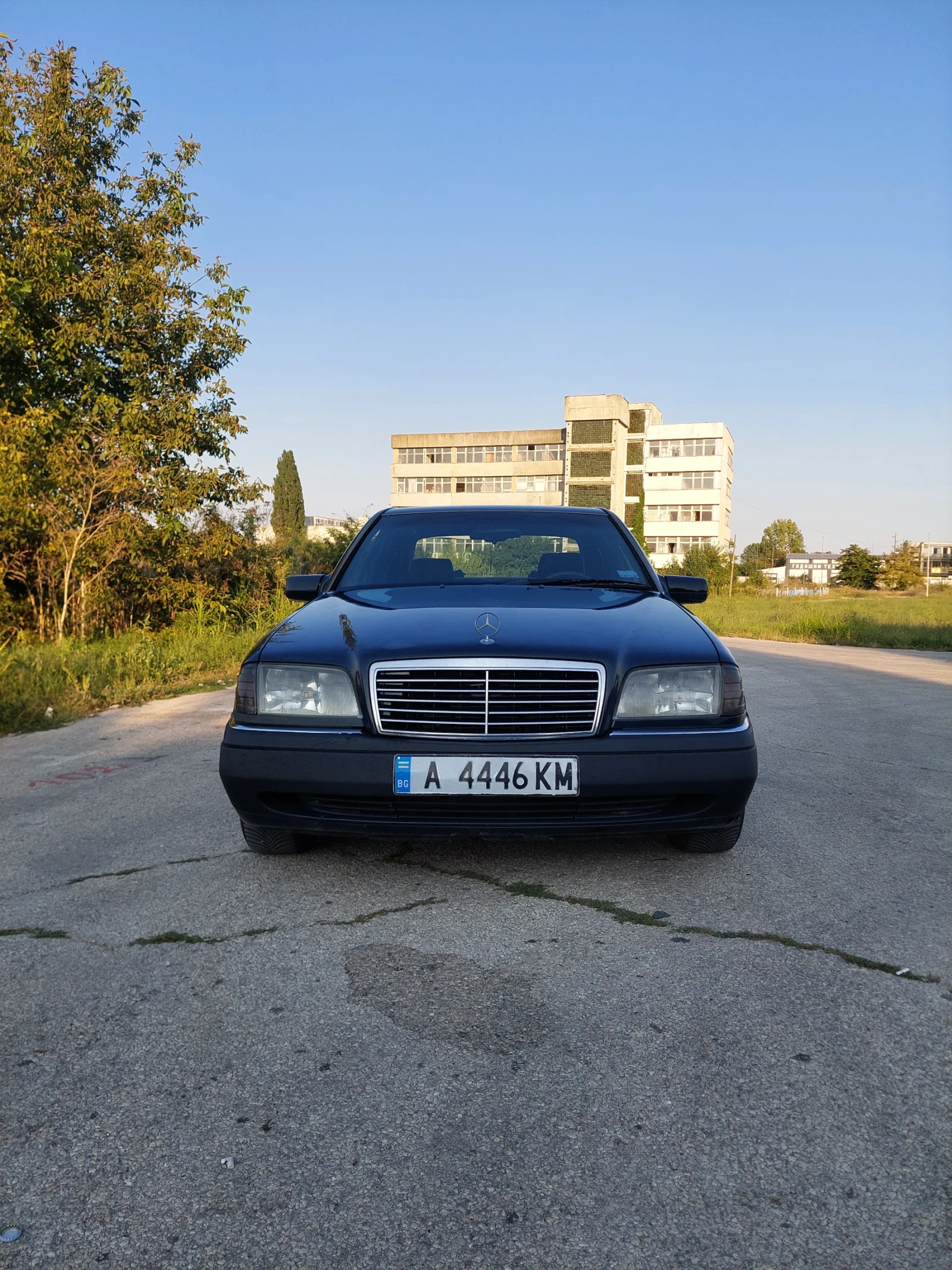 Mercedes-Benz C 180
