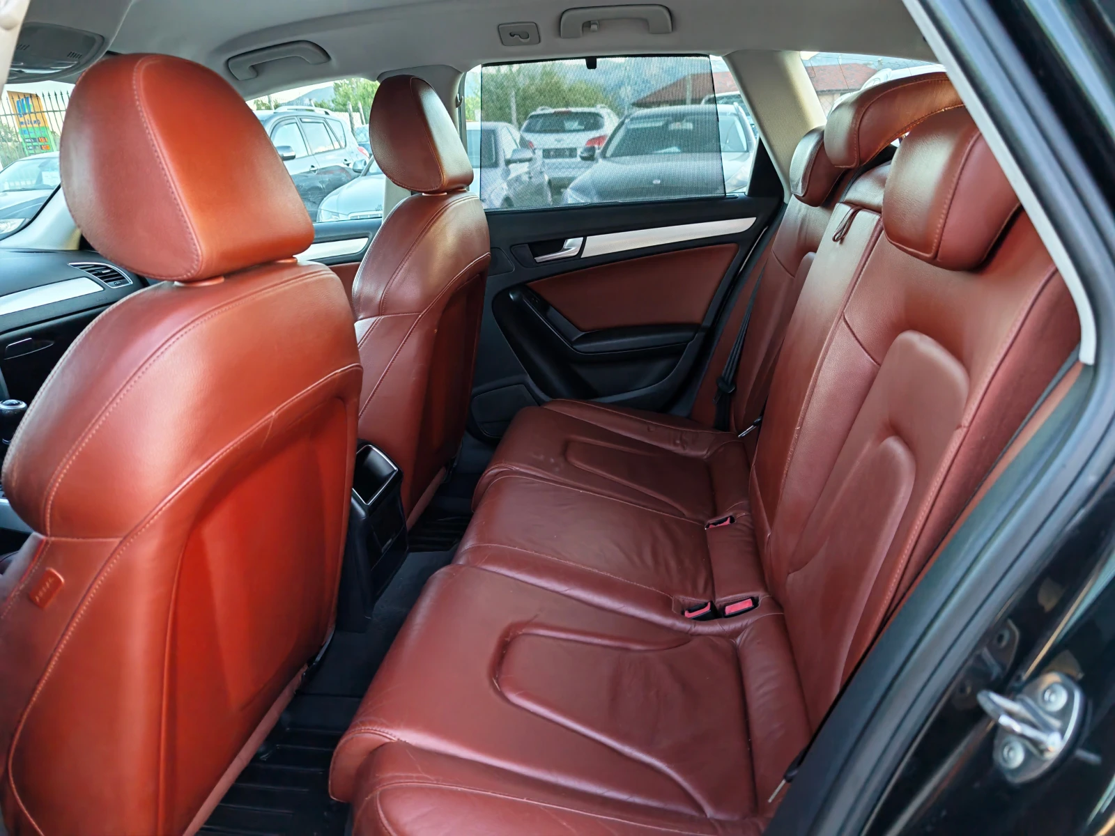 Audi A4 2.0 tdi s-line, снимка 12 - Автомобили и джипове - 55962137