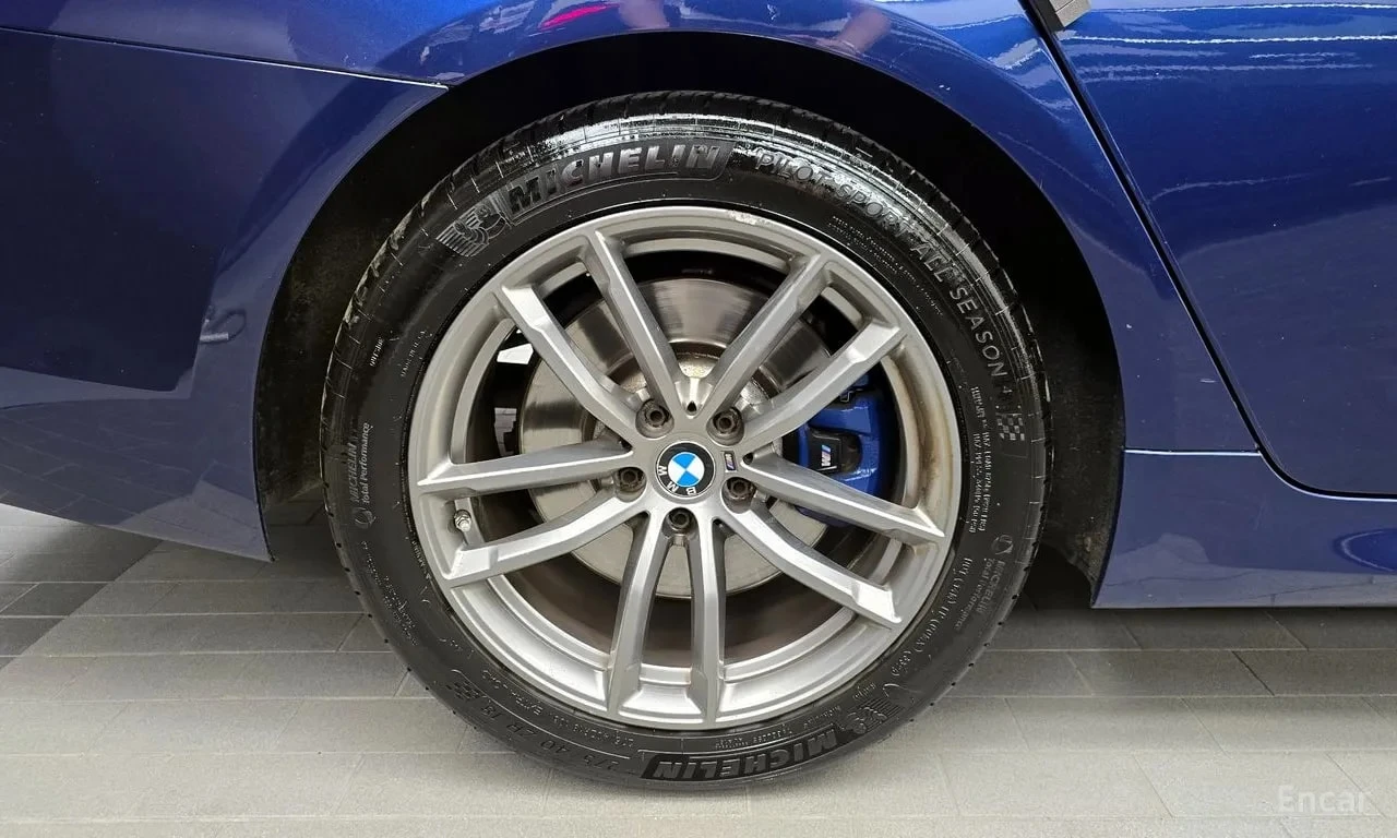 BMW 530 * 530i xDrive M Sport Package * ЦЕНА ДО БГ, снимка 5 - Автомобили и джипове - 56068330