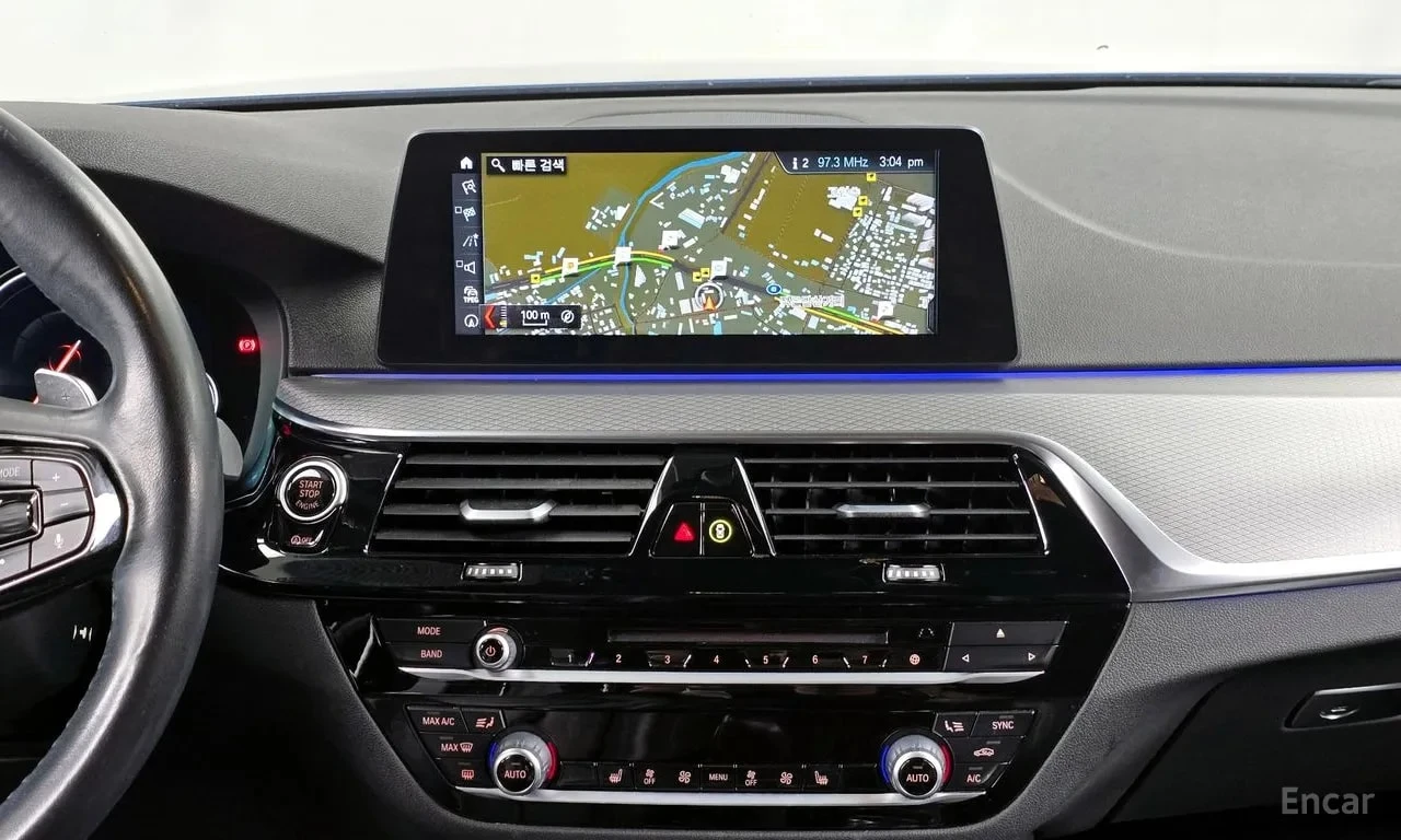BMW 530 * 530i xDrive M Sport Package * ЦЕНА ДО БГ, снимка 12 - Автомобили и джипове - 56068330