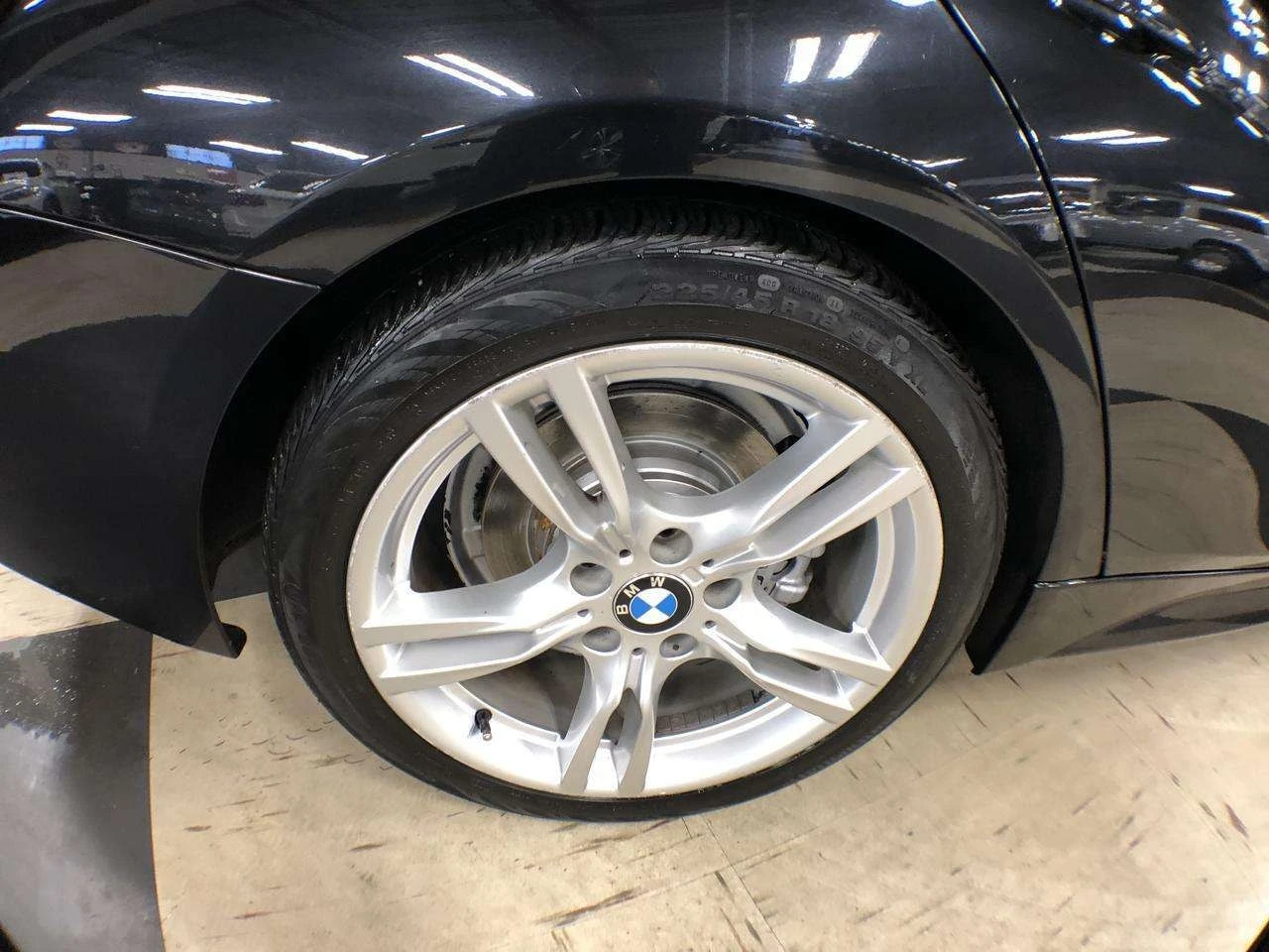 BMW 330 e PLUG IN HYBRID| M-PACK| ОПЦИЯ ЗА ФИНАНСИРАНЕ| , снимка 9 - Автомобили и джипове - 56099083