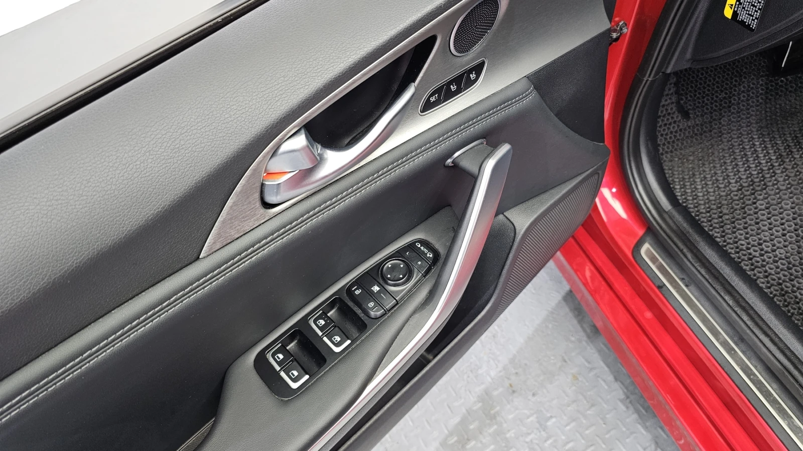 Kia Stinger 2.0 ��. �������� ������ ����* encareu.com | Mobile.bg � ����������� 13