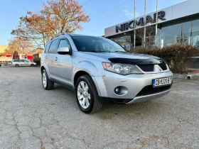 Mitsubishi Outlander 2.4i Газ 4х4 Ръчка Нави, снимка 3