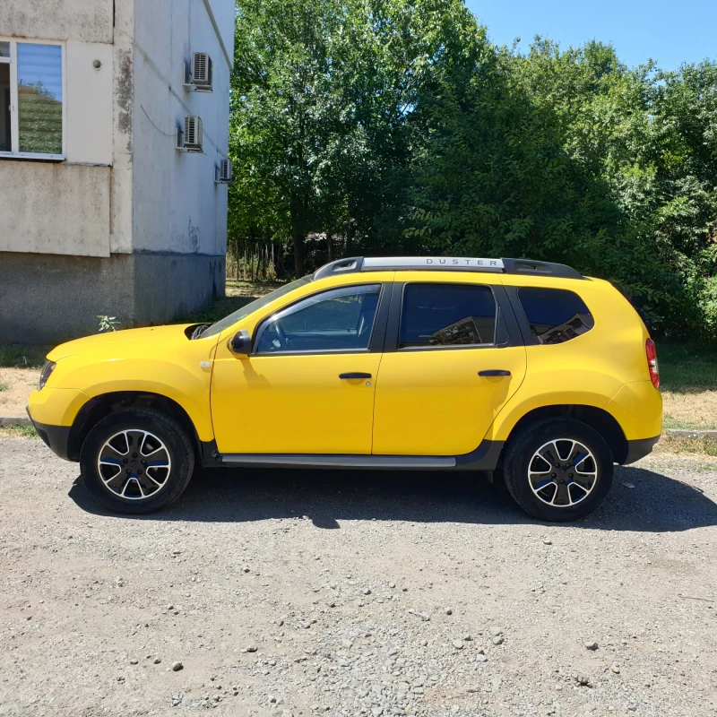 Dacia Duster, снимка 3 - Автомобили и джипове - 47401291