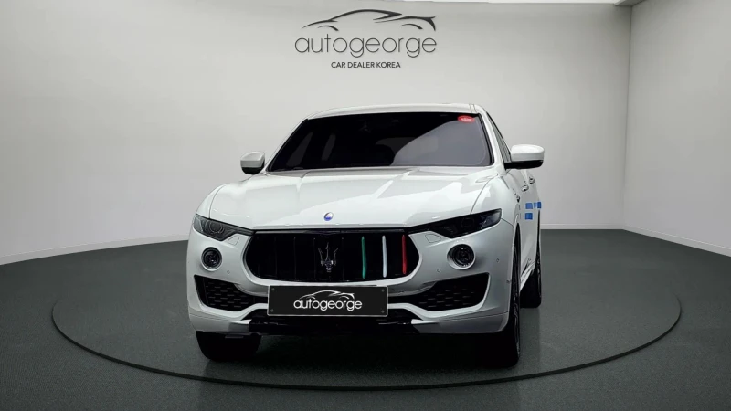 Maserati Levante 3.0 AWD SPORT, снимка 3 - Автомобили и джипове - 52454577