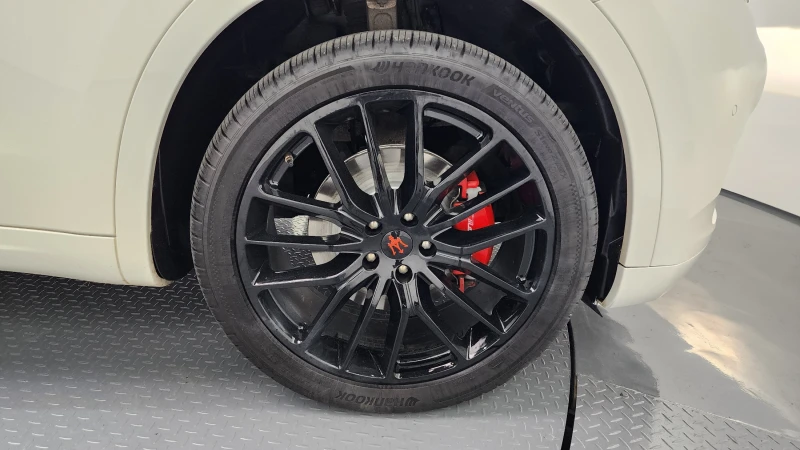 Maserati Levante 3.0 AWD SPORT, снимка 5 - Автомобили и джипове - 52454577