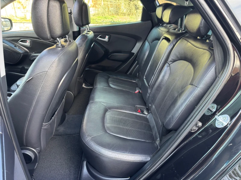 Hyundai IX35 2.0CRDI-184kc;:126700km;:ПАНОРАМА:4х4:Автомат;:FUL, снимка 10 - Автомобили и джипове - 53050924