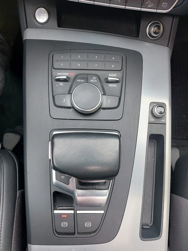 Audi Q5 2.0 TDI Quattro, снимка 9 - Автомобили и джипове - 53324343