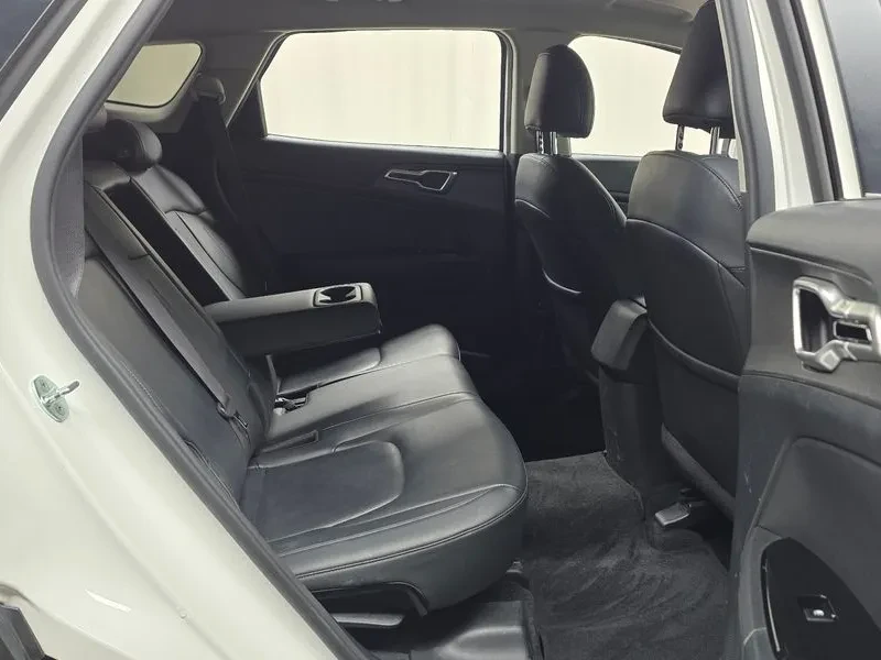Kia Sportage 1.6T 2WD TRENDY, снимка 12 - Автомобили и джипове - 55789615