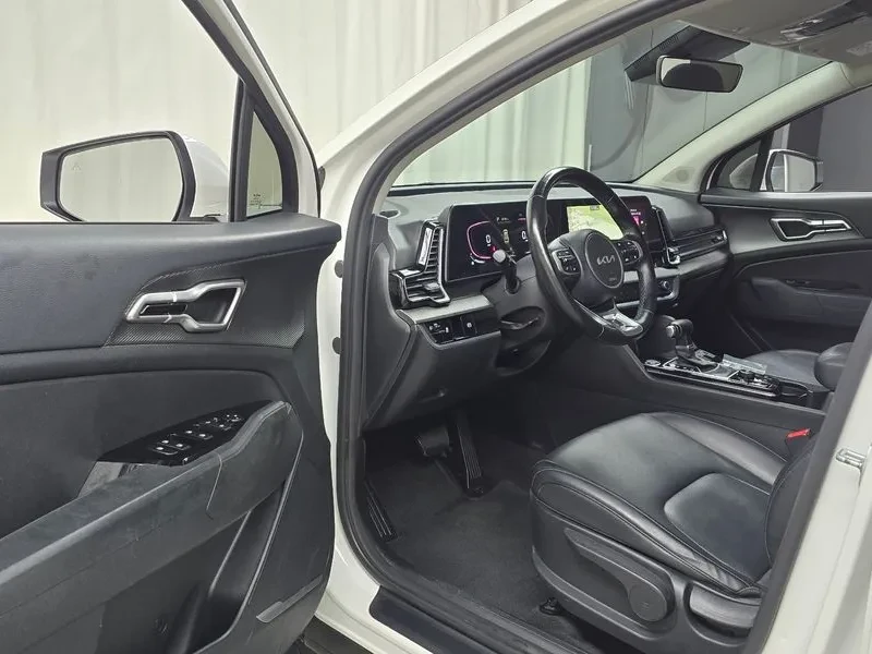 Kia Sportage 1.6T 2WD TRENDY, снимка 10 - Автомобили и джипове - 55789615