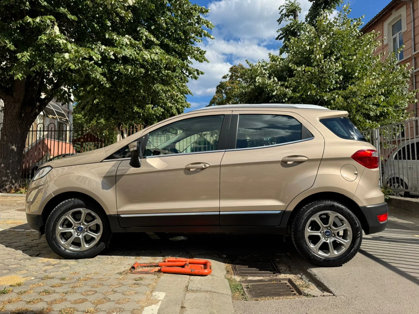 Ford EcoSport  - изображение 2