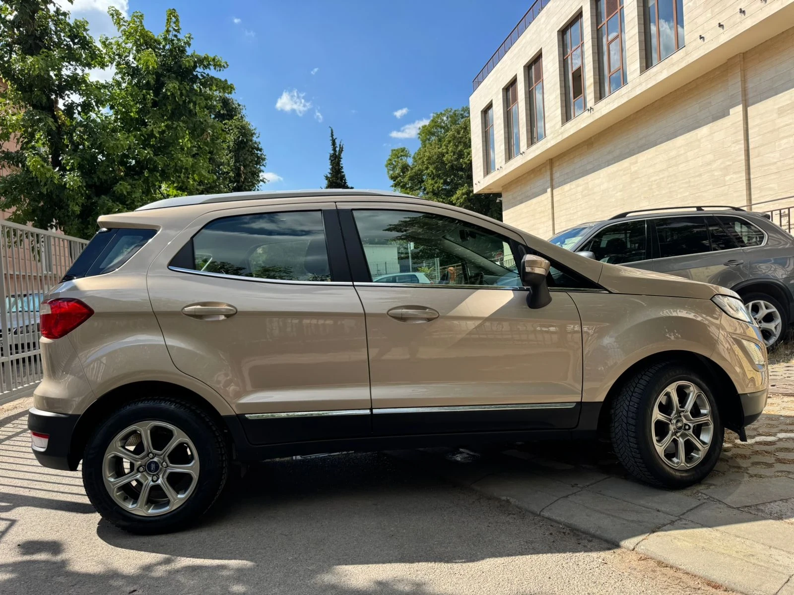 Ford EcoSport  - изображение 6