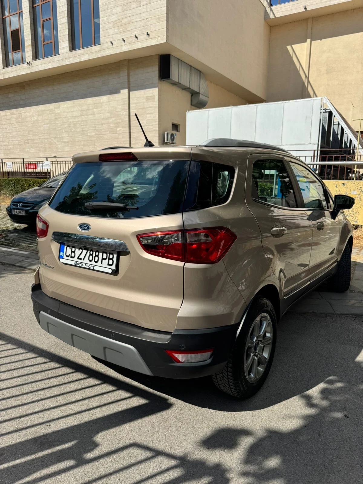 Ford EcoSport  - изображение 4