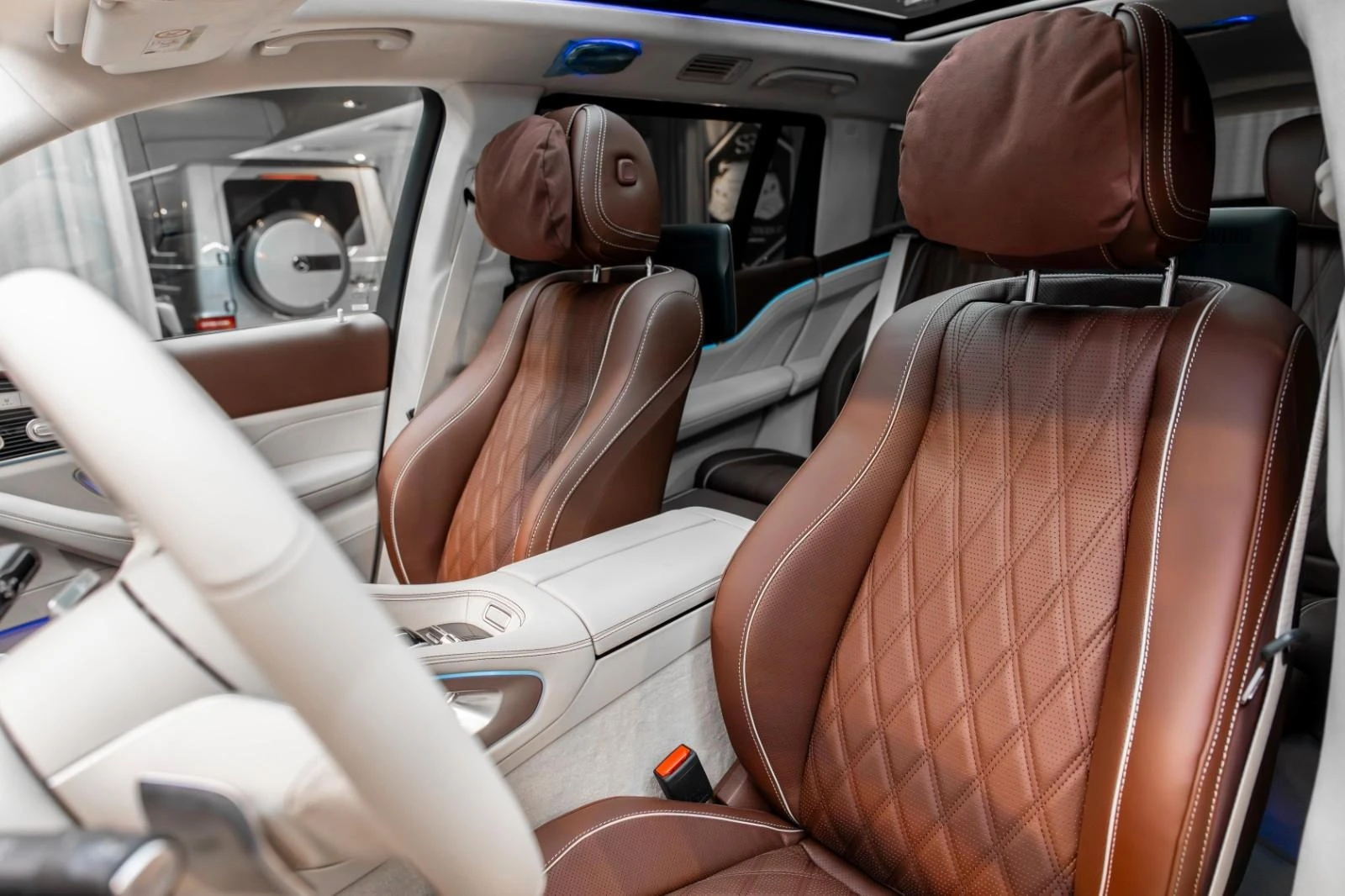 Mercedes-Benz GLS 600 MAYBACH/MANUFAKTUR/FIRST CLASS/ACTIVE BODY/BURM 4D - изображение 7
