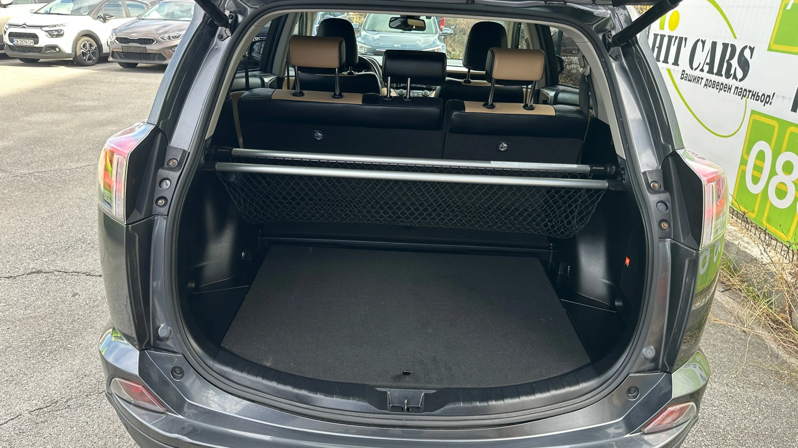 Toyota Rav4 2.5 Hybrid Luxury Premium - изображение 10