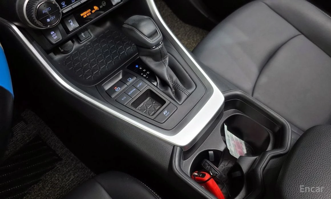 Toyota Rav4  - изображение 9