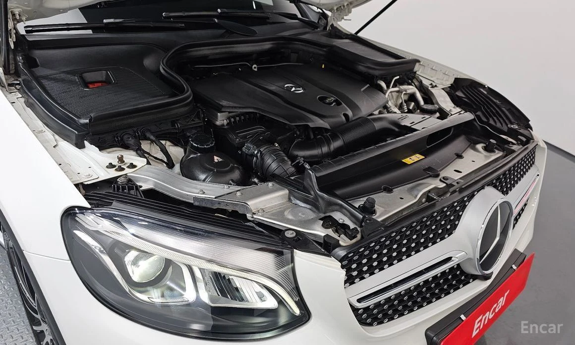 Mercedes-Benz GLC 220  - изображение 6