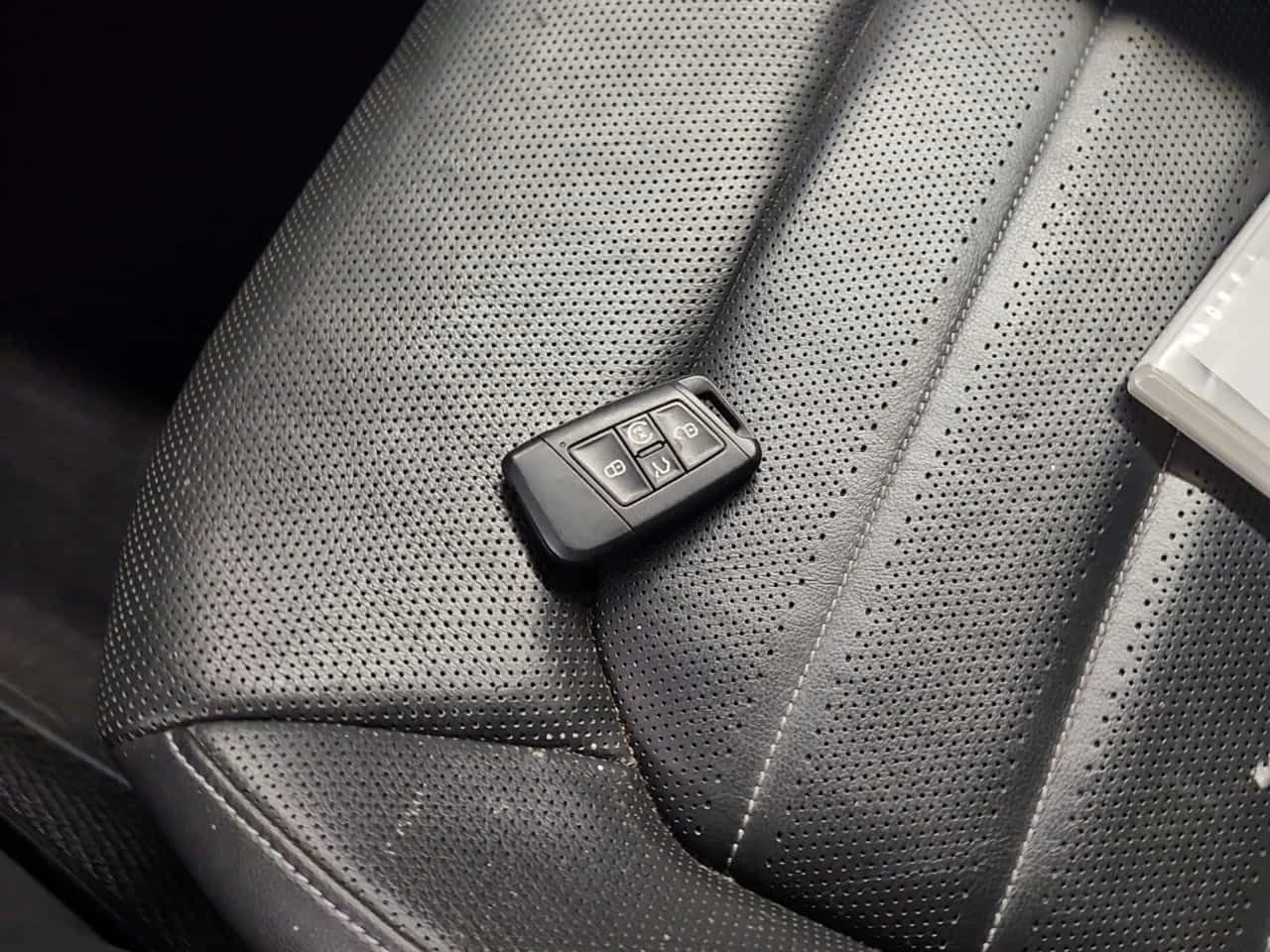 VW Atlas * HIGHLINE * ПАНОРАМА* ПОДГРЕВ* , снимка 9 - Автомобили и джипове - 54032218