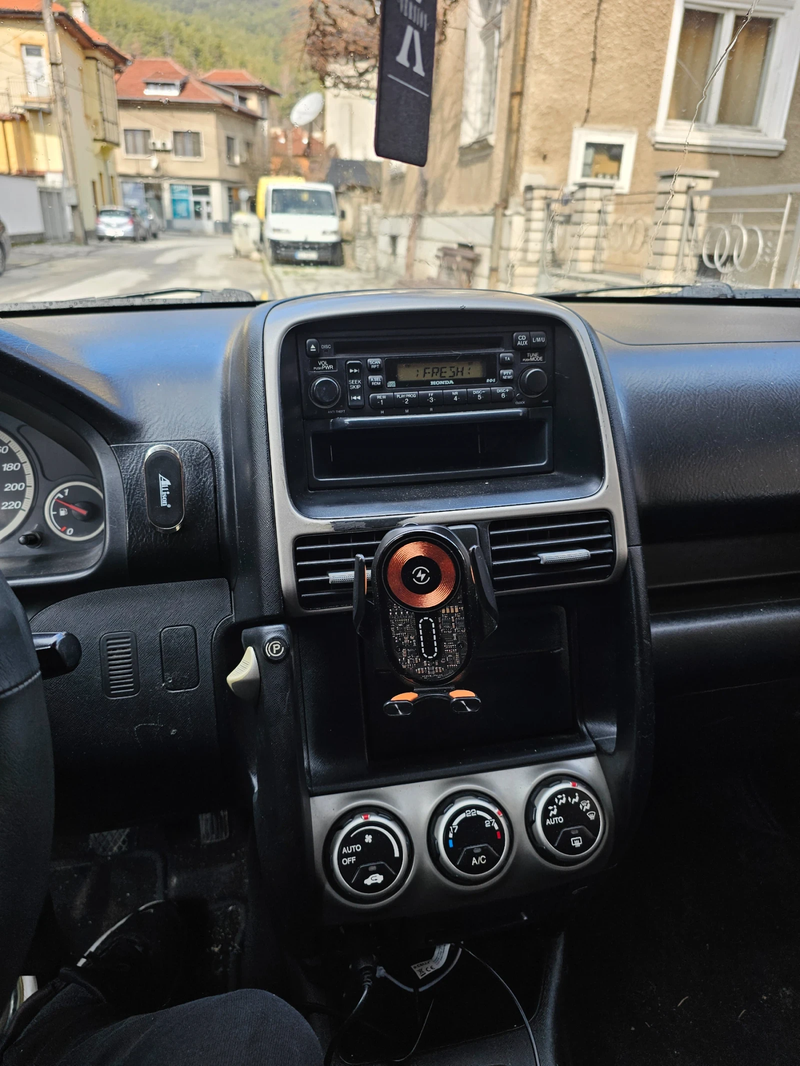 Honda Cr-v, снимка 4 - Автомобили и джипове - 54678229