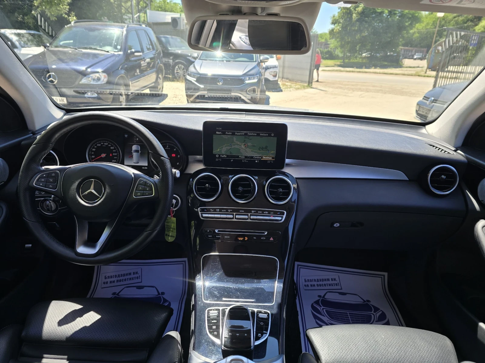 Mercedes-Benz GLC 250 D 4MATIC Burmester 360  Sport , снимка 14 - Автомобили и джипове - 54932859