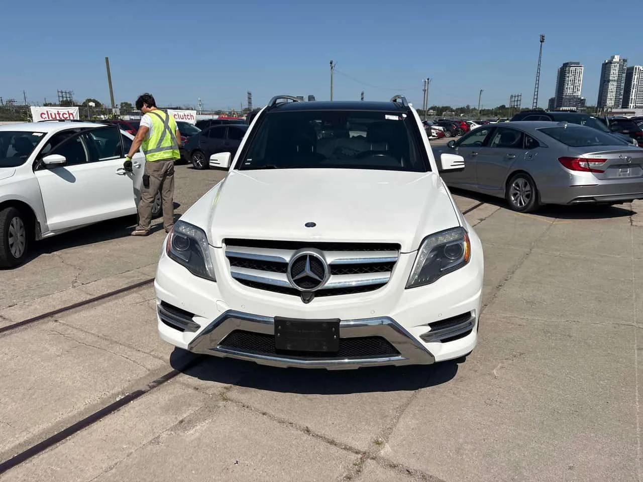 Mercedes-Benz GLK * 350 * ЛИЦЕНЗИРАН ДИЛЪР * CARFAX, снимка 6 - Автомобили и джипове - 55546138