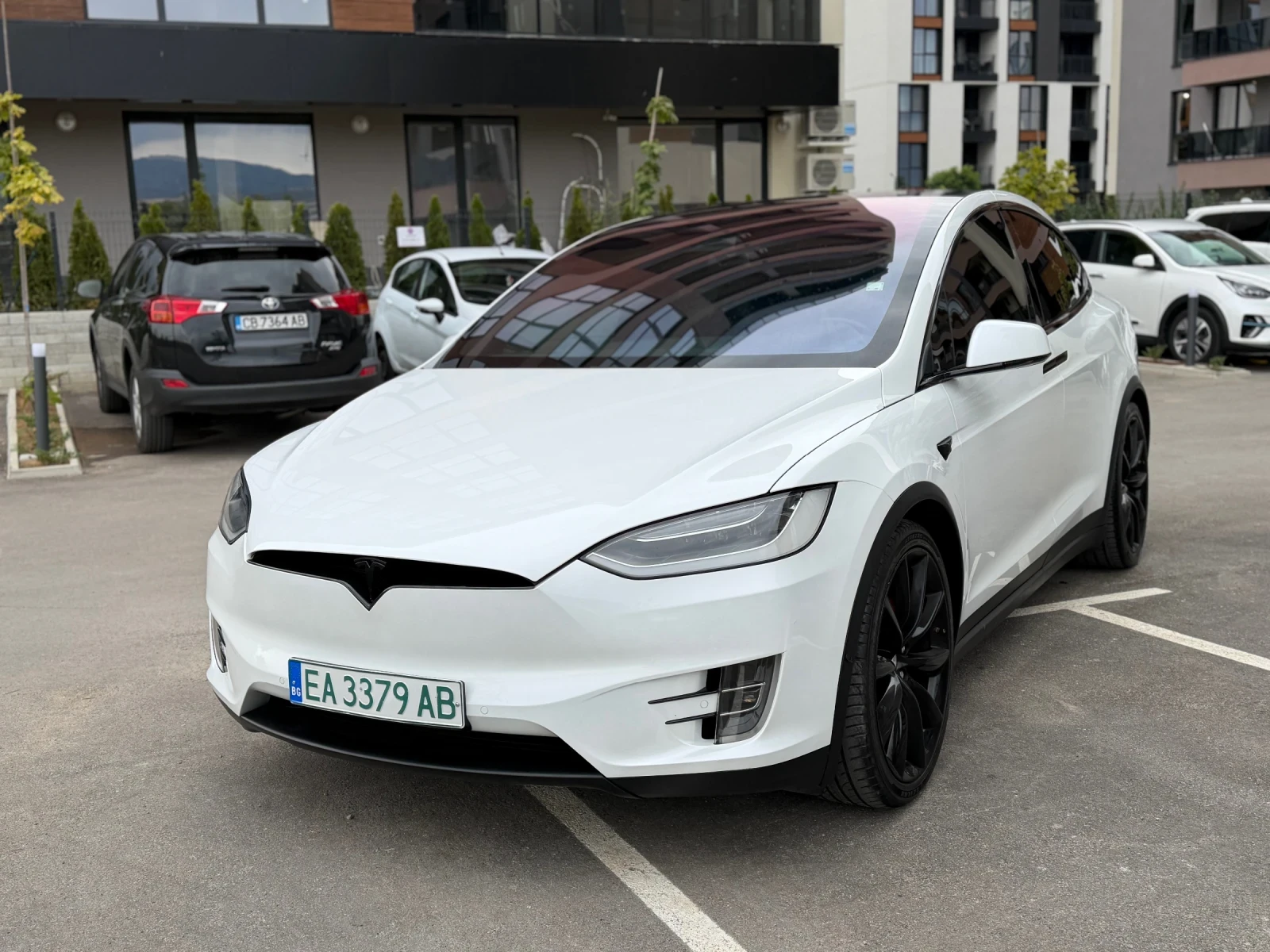Tesla Model X Tesla Model X 90DТ, снимка 10 - Автомобили и джипове - 56404568