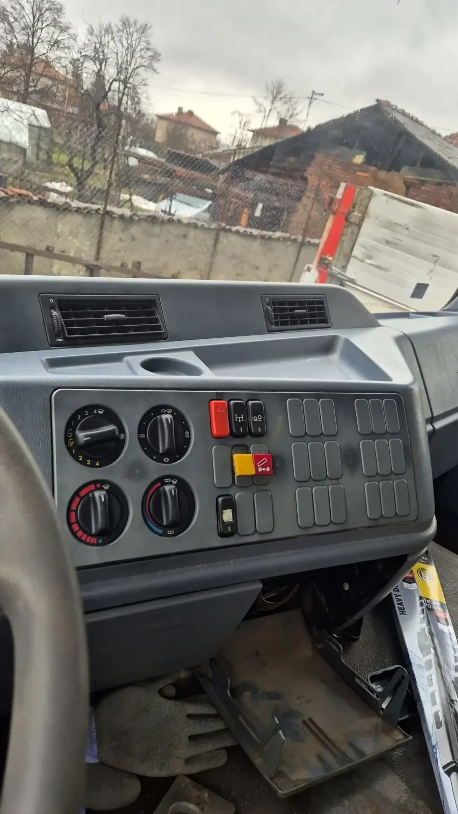 Mercedes-Benz 1835   | Mobile.bg   11