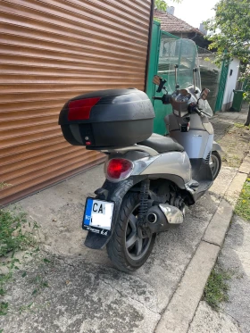 Aprilia Scarabeo 250ie, снимка 3