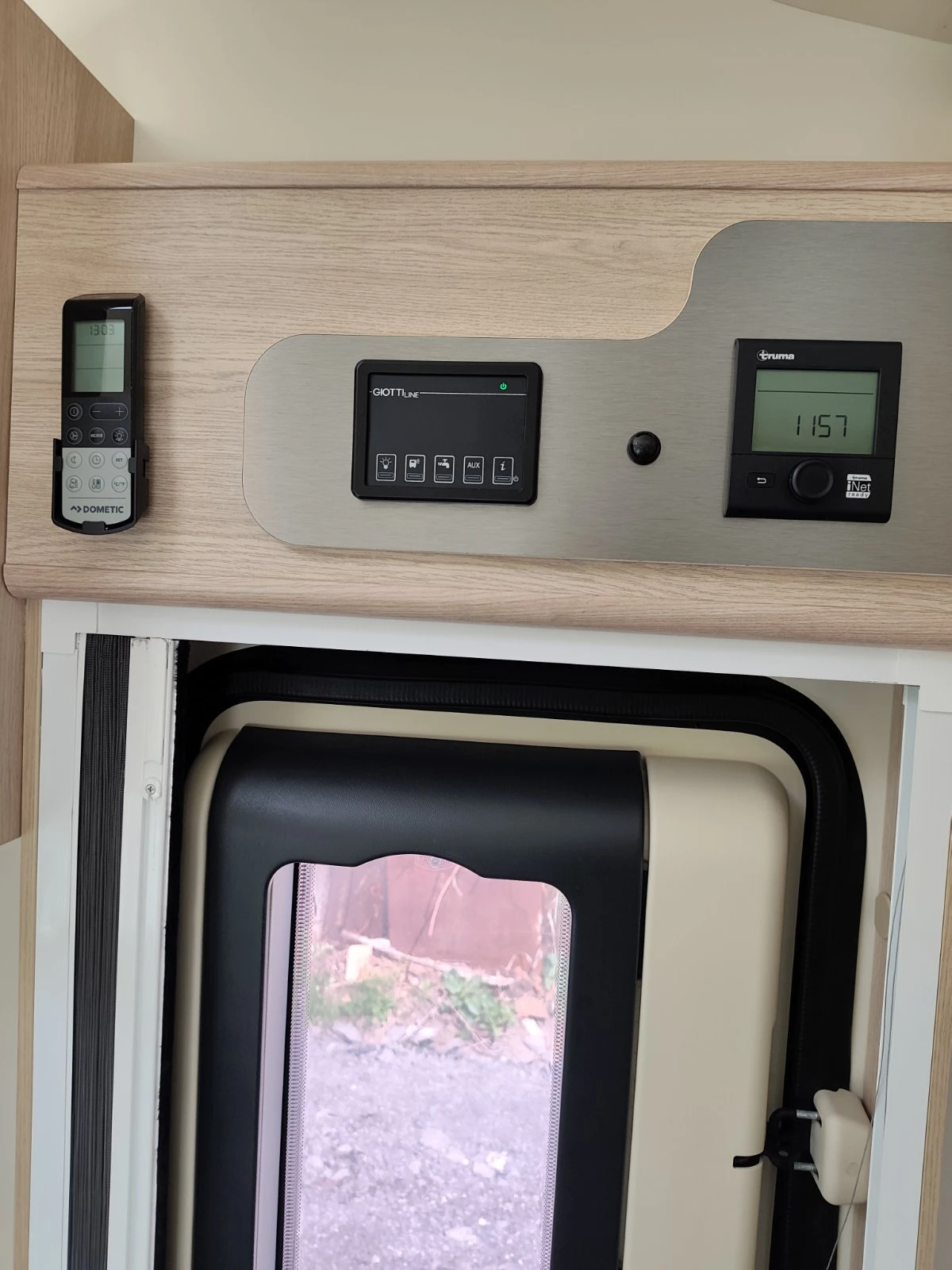 Кемпер Giottiline Siena 430, снимка 15 - Каравани и кемпери - 54254237