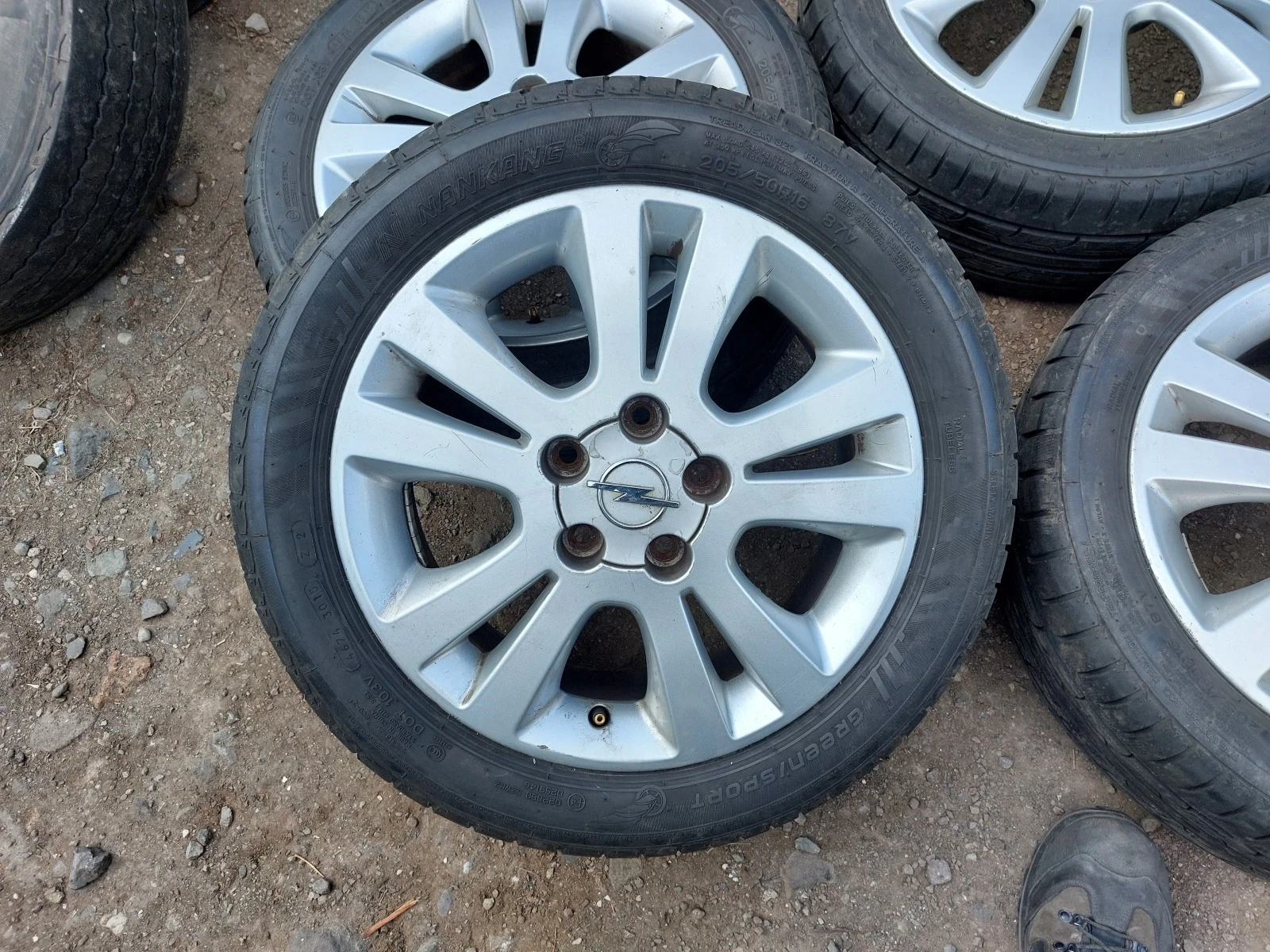    205/50R16 | Mobile.bg   2