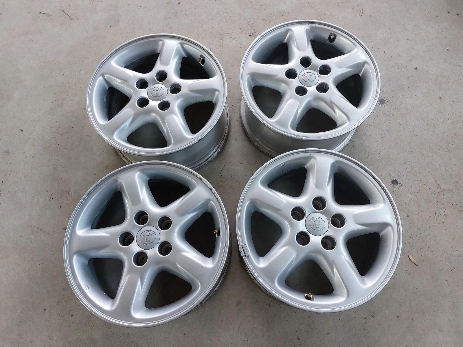   Toyota Rav4 | Mobile.bg   2